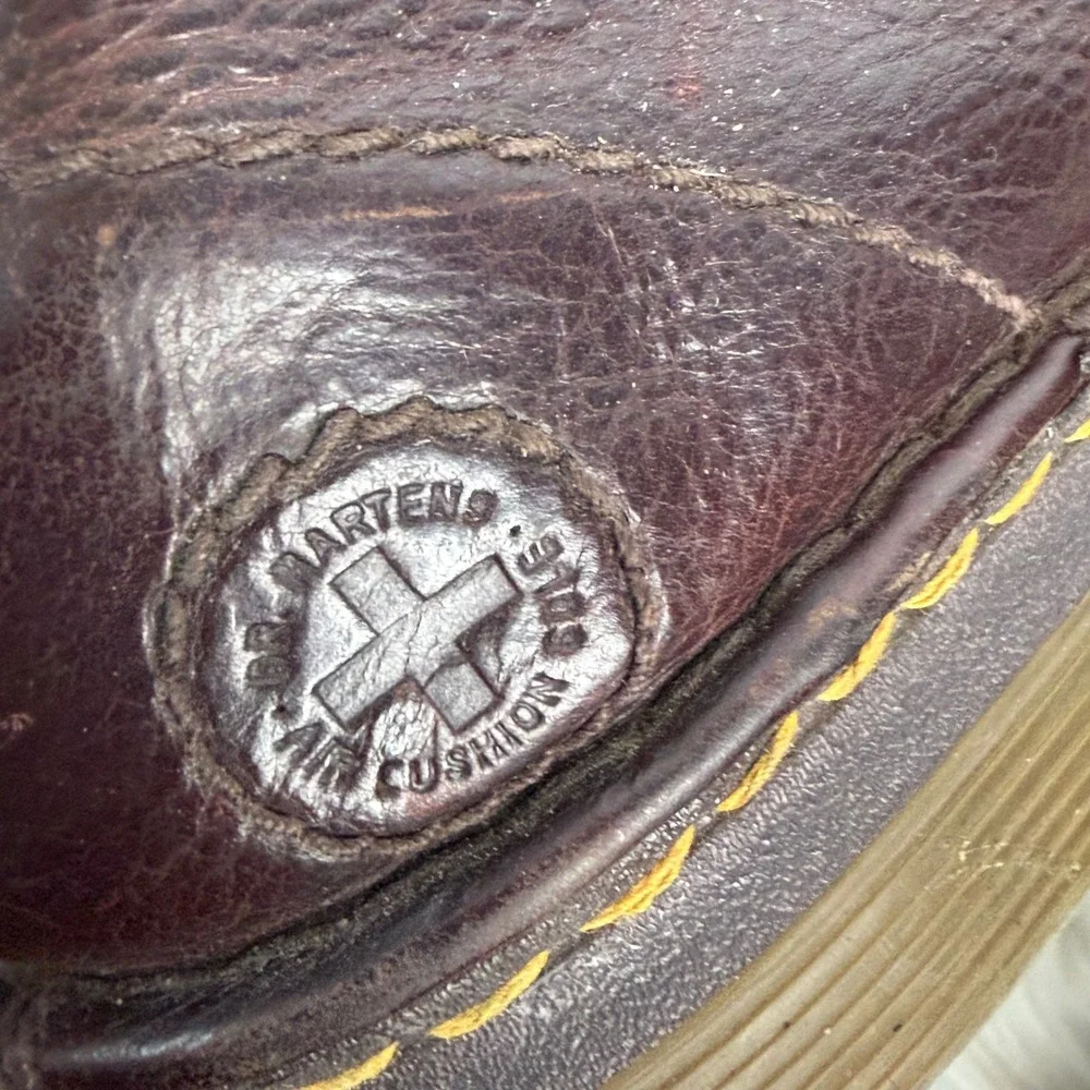 Dr. Martens Mens Brown Leather Split Toe Chukka Boots Air Cushion Sole US 10